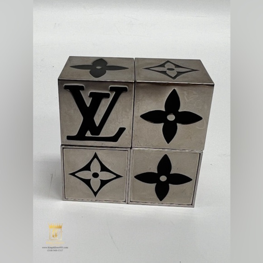 Louis Vuitton limited edition cube game dice - Picture 4 of 8